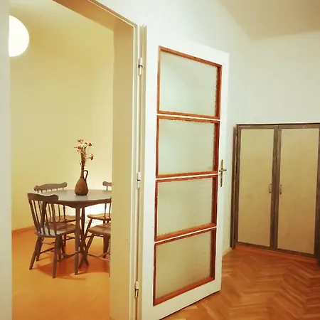 One Roome Flat With Big Kitchen
