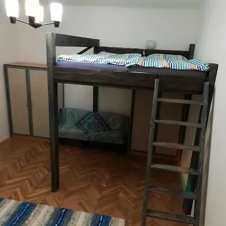 One Roome Flat With Big Kitchen Апартаменты Братислава